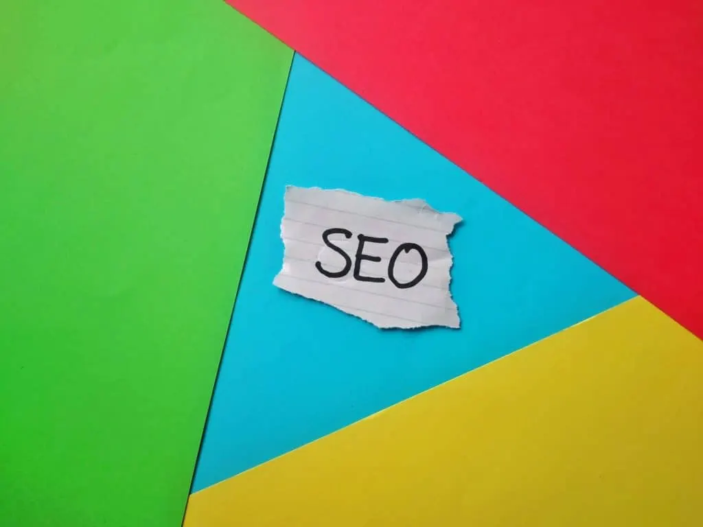 Influence du trafic et des visites sur le SEO d’un site